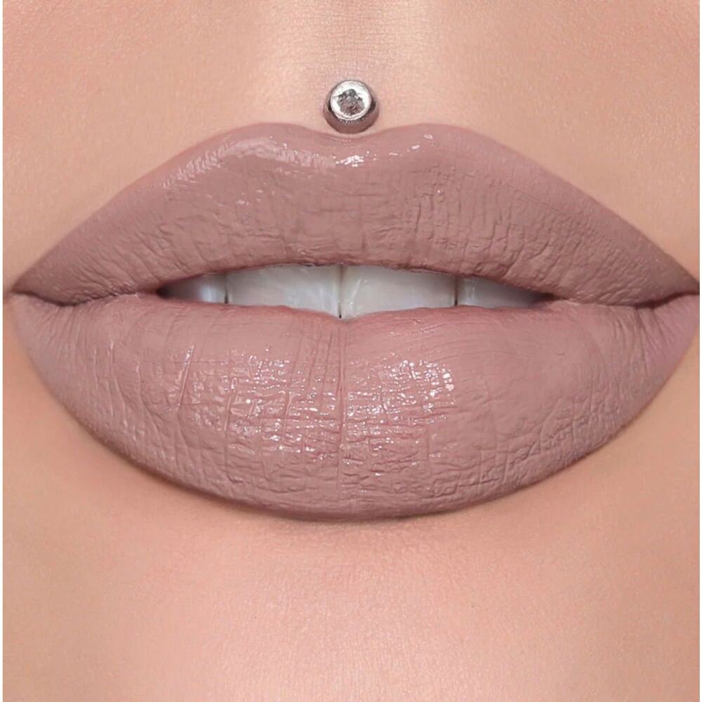 Jeffree Star Cosmetics  SUPREME GLOSS  Shade:  Naked in the Dark